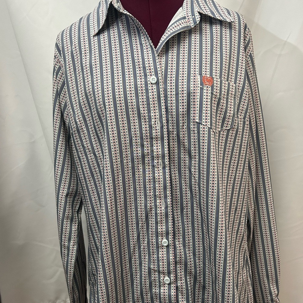 Cinch Men's Blue and White Striped Button-Down Shirt